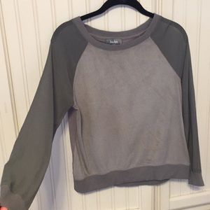 Long sleeve sweater shirt